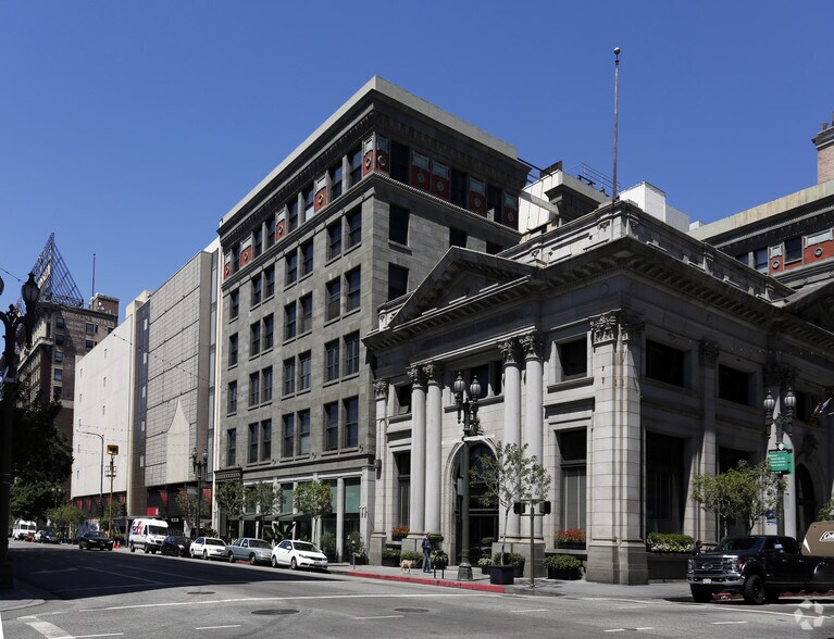 Primary Photo - Hellman Lofts