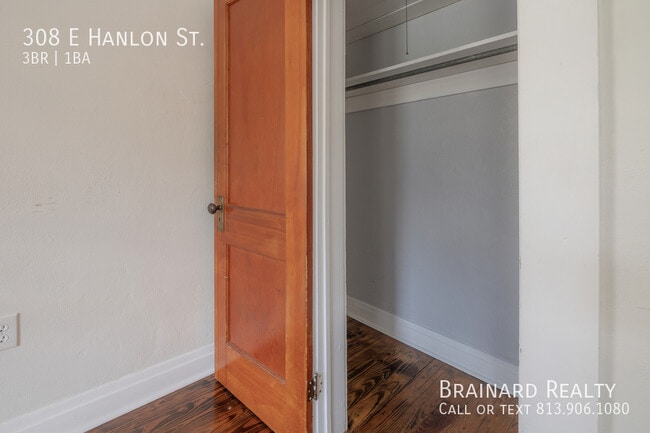 Building Photo - 308 E Hanlon St