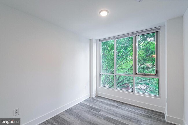 Building Photo - 1524 South St