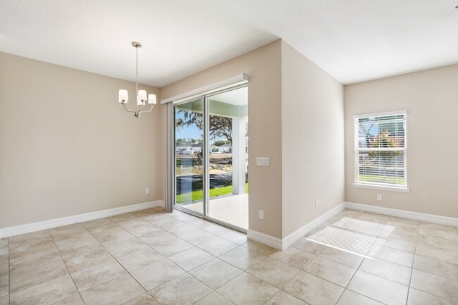 Building Photo - Beautiful New Energy Efficient 4/2 Close t...