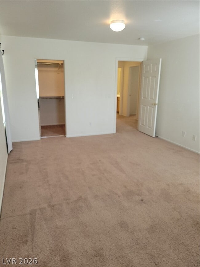 Building Photo - 9275 Hollander Ave