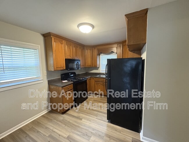 Building Photo - 1128 50th St Ensley