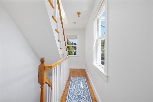 Building Photo - 5 Tews Ct