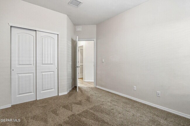 Building Photo - 13745 Lago Vista Ave