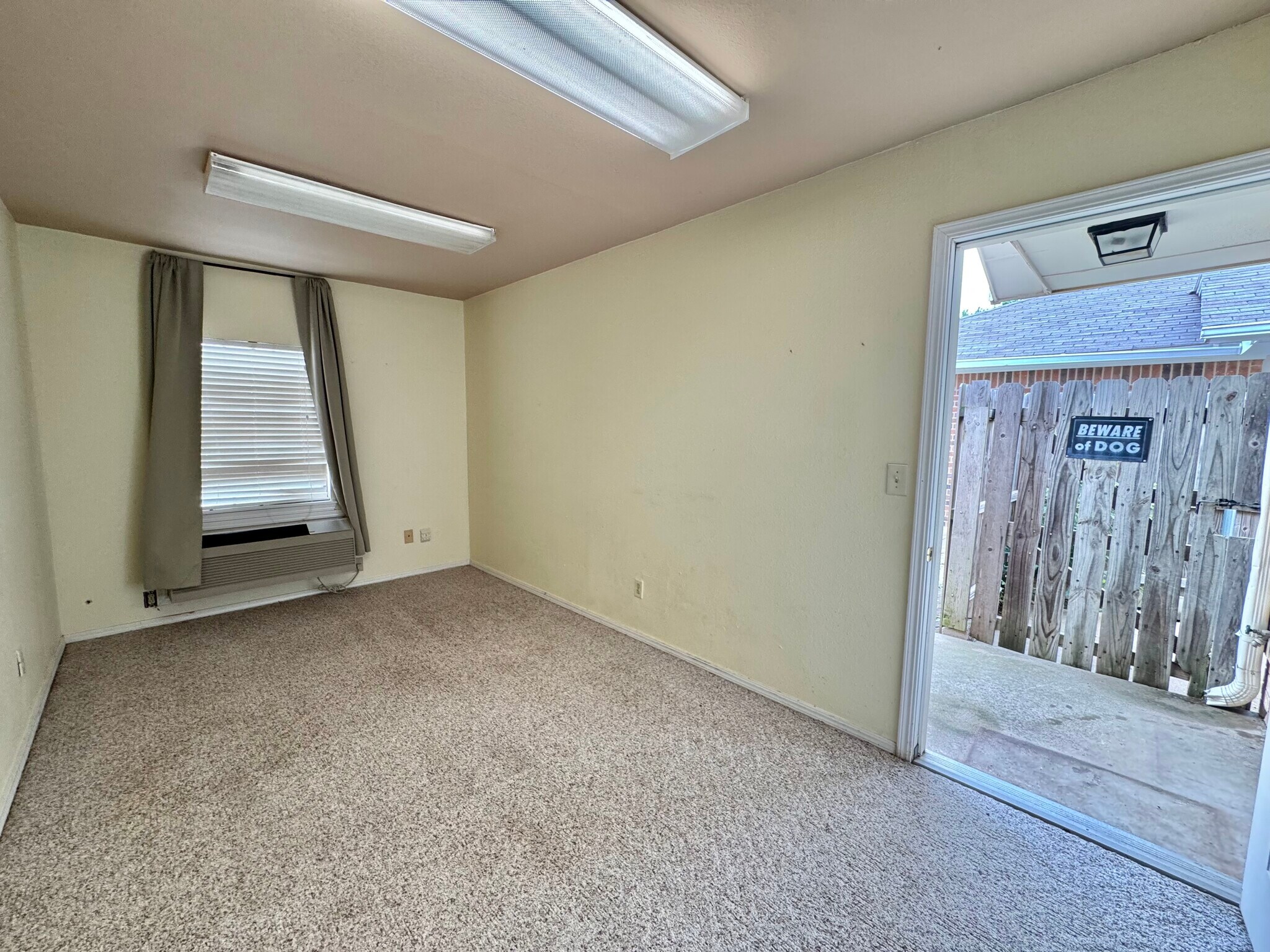 Building Photo - 1416 SW 96th St