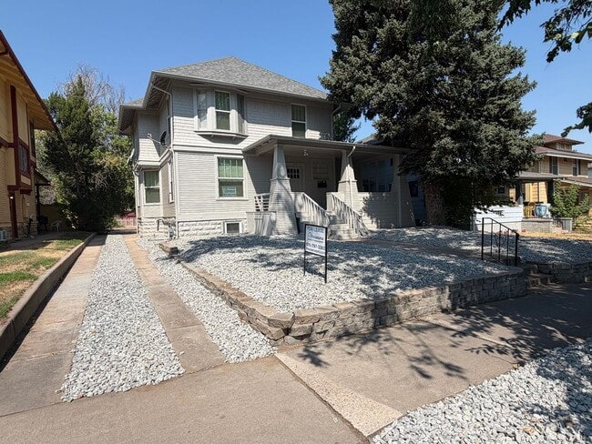 Building Photo - 1615 11th Ave