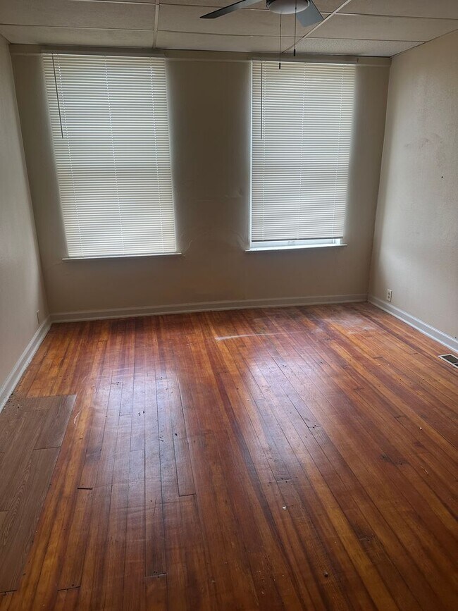 Building Photo - 5424 Michigan Ave