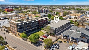 Building Photo - 831 S Flores St