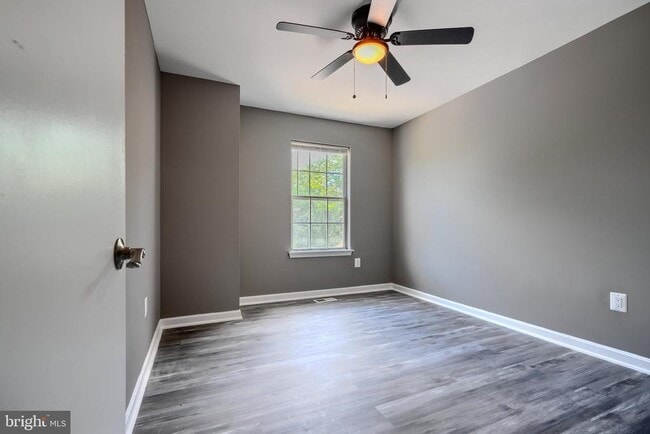 Building Photo - 4204 Red Ridge Way