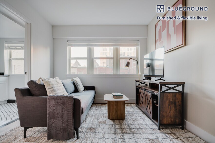Primary Photo - 515 22nd St NW