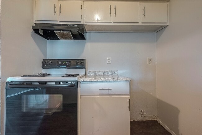Building Photo - 12655 Ashford Meadow Dr