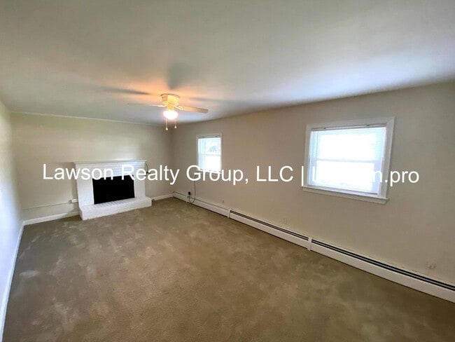 Building Photo - 1706 Glendon Rd