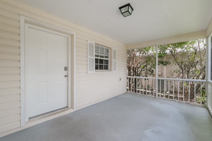 Building Photo - 7924 Chadwick Dr