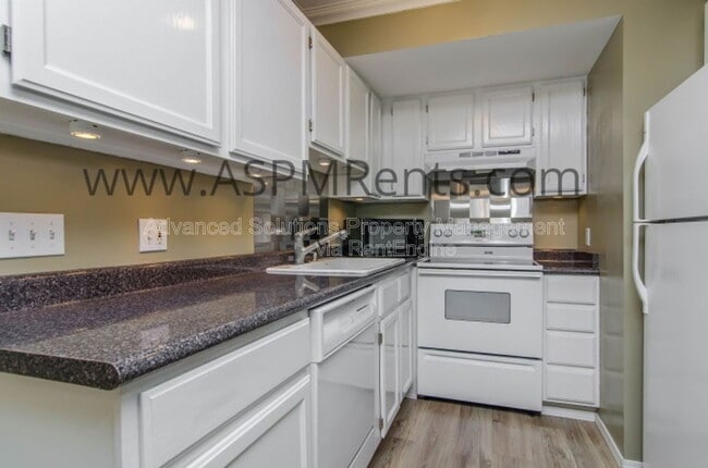 Building Photo - 2730 S 1100 E