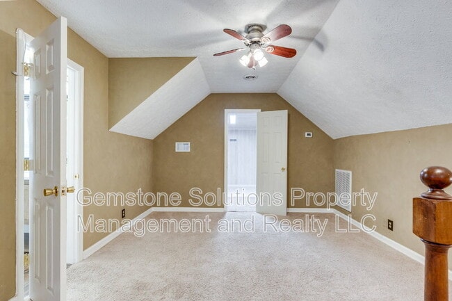 Building Photo - 6738 Quiet Ln