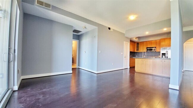 Building Photo - 3333 Allen Pkwy