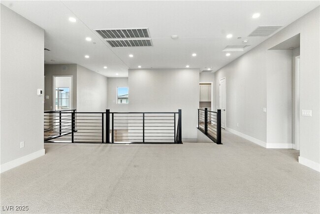 Building Photo - 5073 Slatestone St
