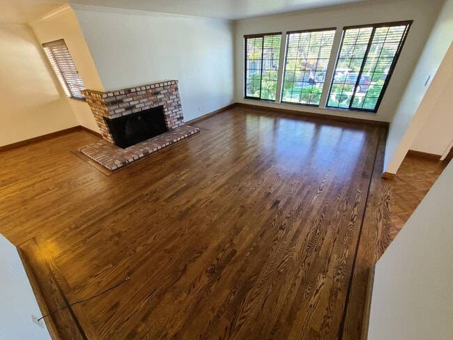 Building Photo - 717 Melissa Ct