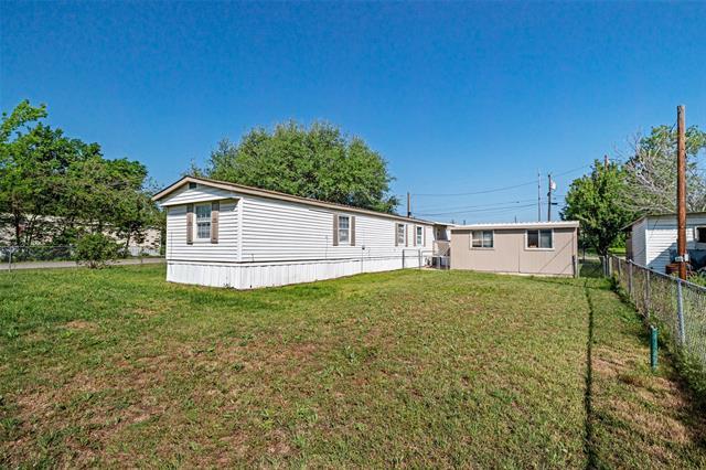 Building Photo - 4001 Gloria Dr