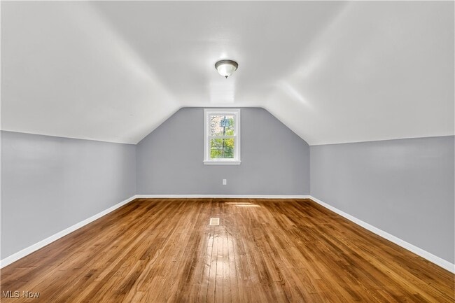 Building Photo - 135 Greencroft Rd