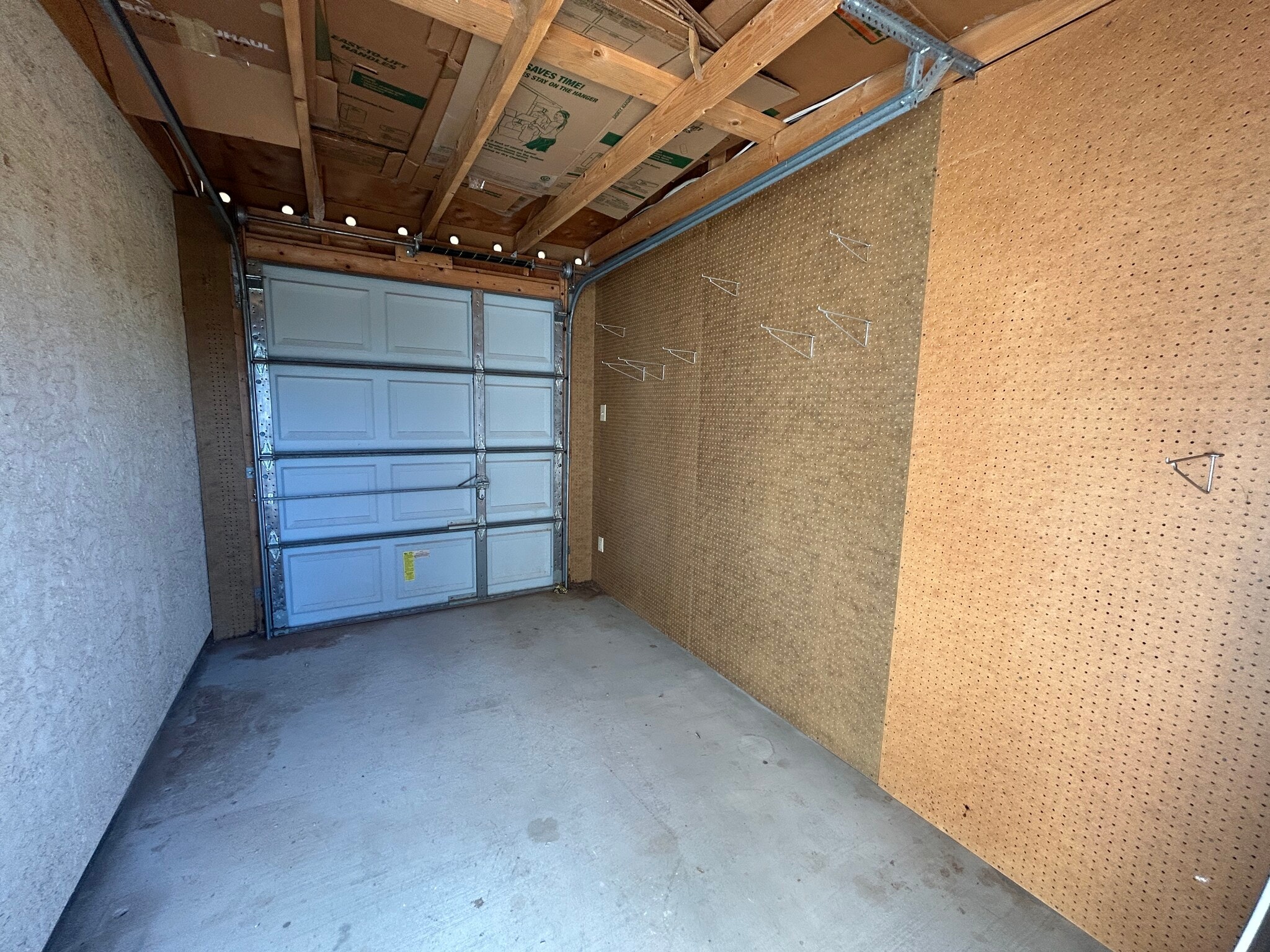 Building Photo - 12138 S Tomi Dr