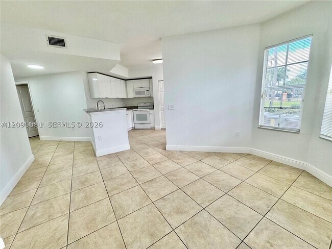 Building Photo - 507 Belmont Ln