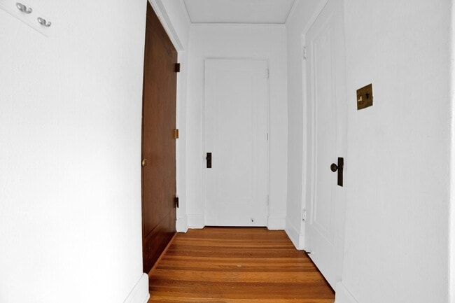 Floorplan - 610 Summit Apartments