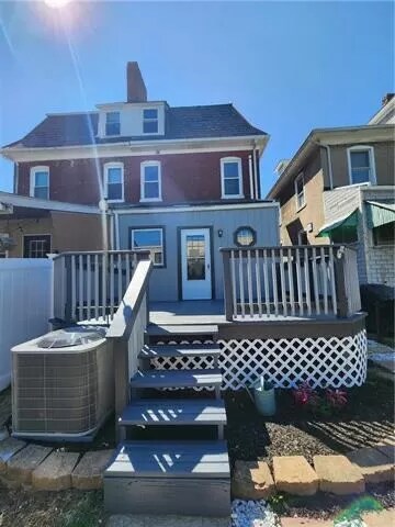 Building Photo - 944 S 24th St