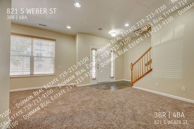 Building Photo - 821 S Weber St