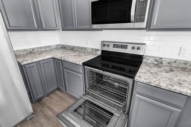 Building Photo - Beautiful Brand-New 3 Bedroom Home Near the Colorado River & Trail System