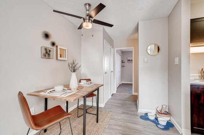 Building Photo - Rent with Mountain Vista!