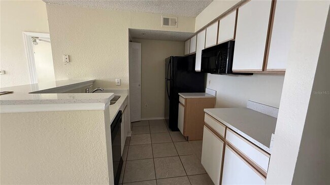 Building Photo - 2203 Key W Ct