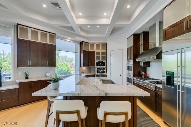 Building Photo - 483 Toucan Ridge Ct