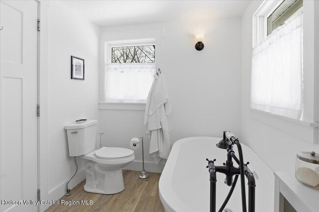 Building Photo - 5153 NY-9G