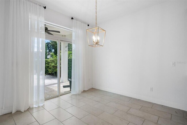 Building Photo - 14289 Lake Preserve Blvd