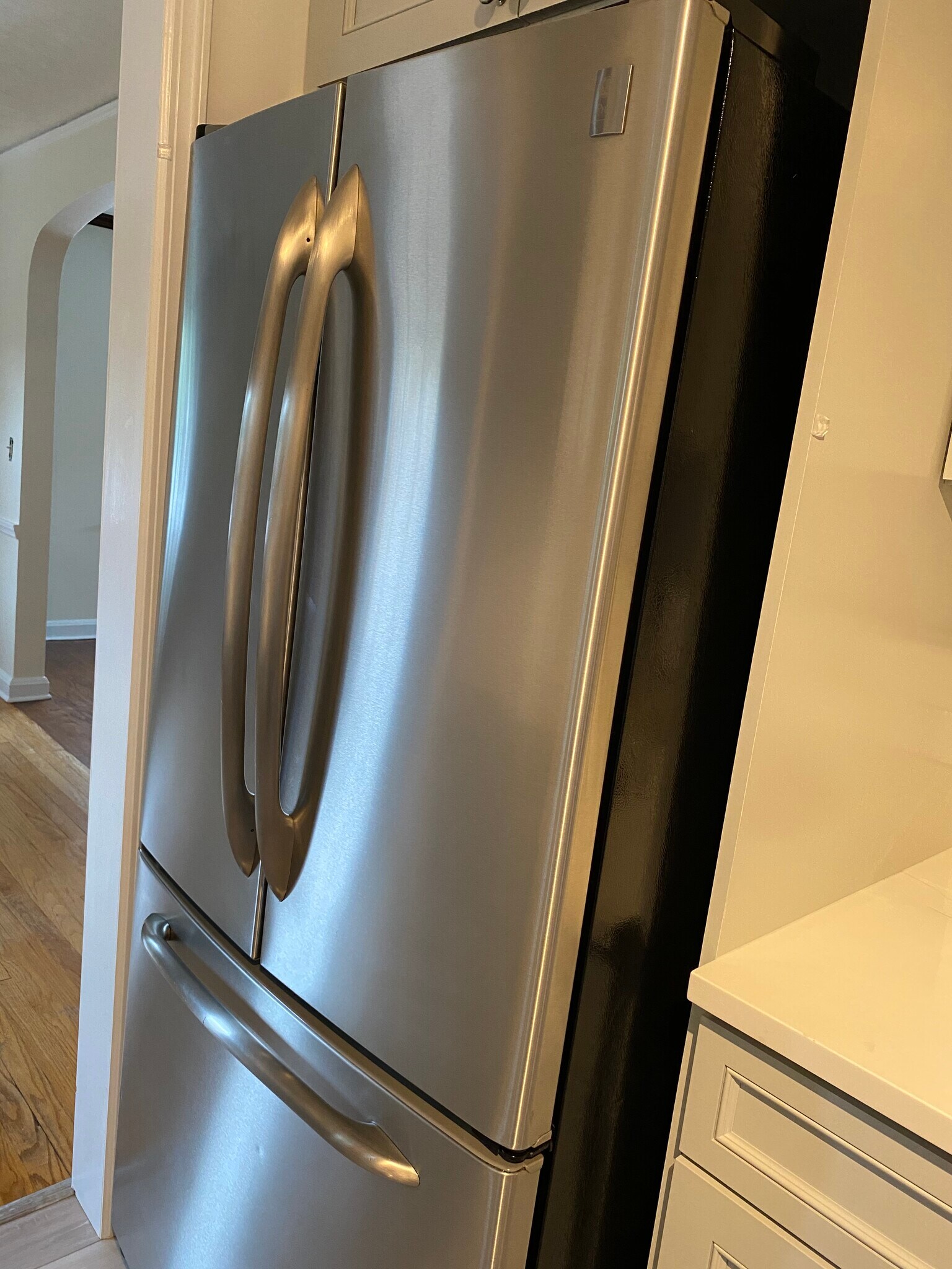 Building Photo - 44 Ellsworth Ave