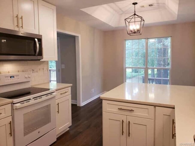 Building Photo - 87 Mountain View Ct