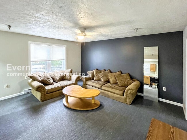 Building Photo - 212 Lower Consol Rd NW