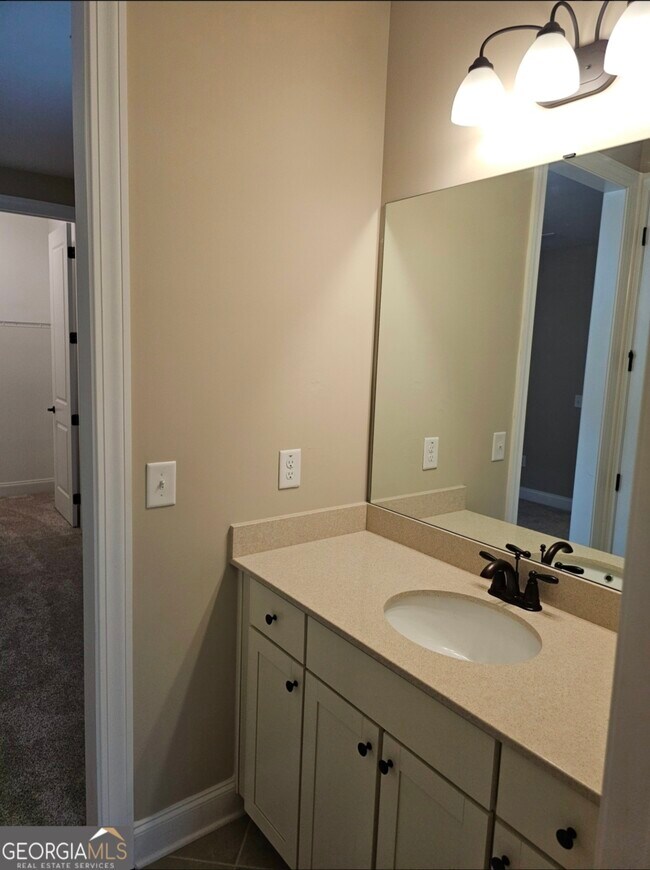 Building Photo - 609 Tulip Poplar Dr