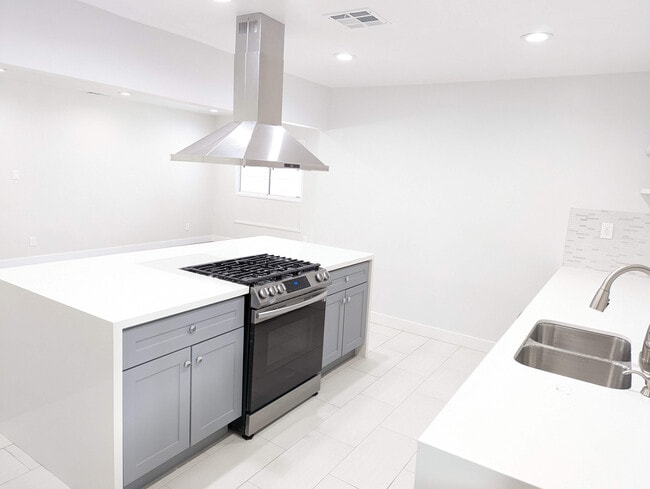 Building Photo - 12602 Foxley Dr