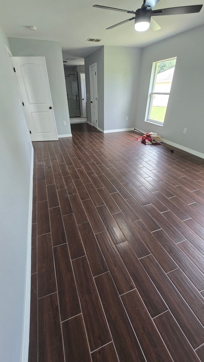Building Photo - 7704 Canterbury Cir