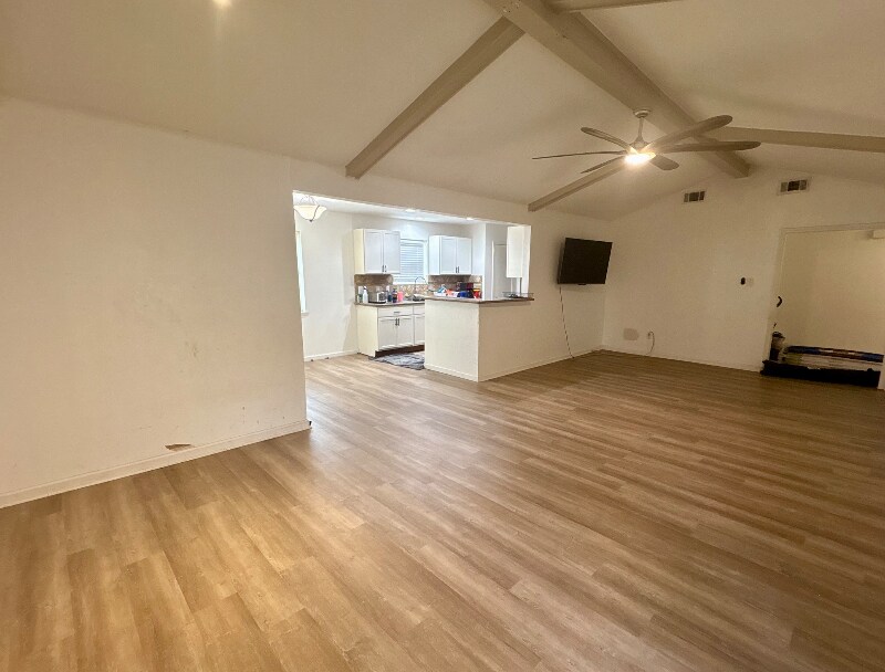 Building Photo - 212 Cape Conroe Dr