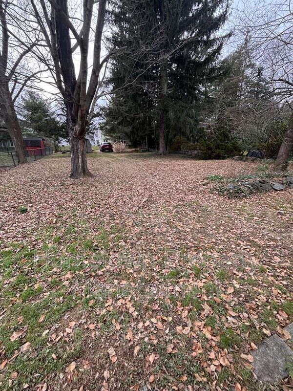 Building Photo - 132 Locust Grove Rd