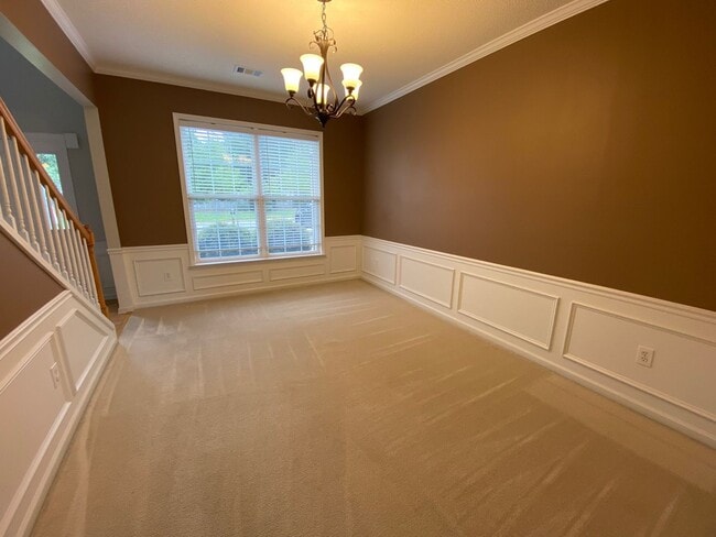 Building Photo - Simpsonville