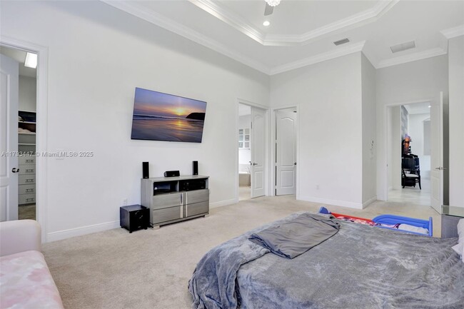 Building Photo - 8840 S Miralago Way