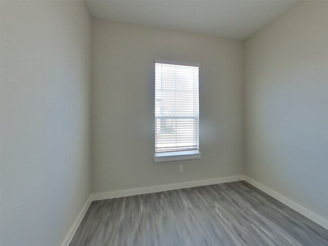 Building Photo - 22805 Terrazzo Dr