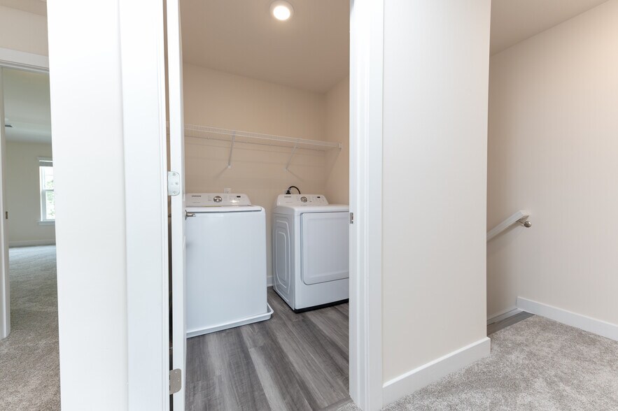 In-Home Laundry - 3225 Gannet Ln