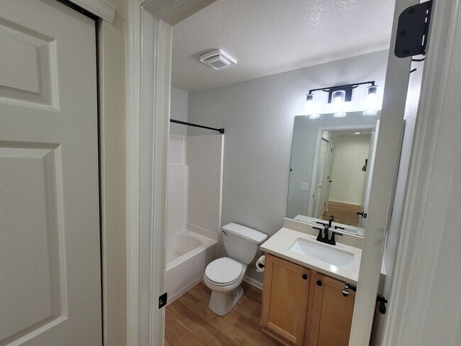 Building Photo - 2296 E 109th Dr