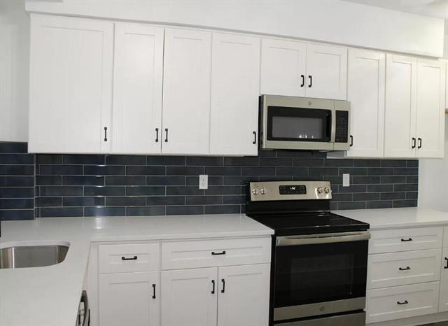 Building Photo - 5632 Willis Ave