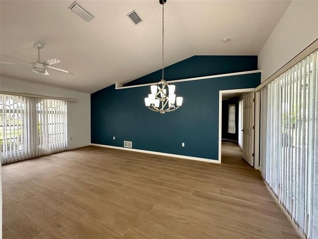 Building Photo - 2169 Onondaga Ln